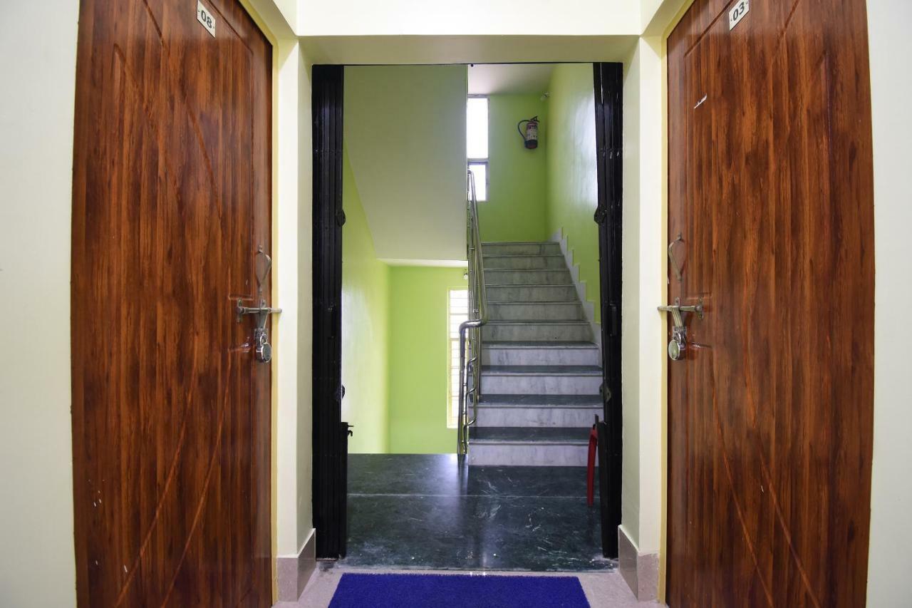 Oyo 43461 Atithya Guest House Sri Niketan Extérieur photo